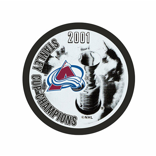 Шайба Rubena Colorado Avalanche Stanley Cup Champions 2001 шайба rubena pittsburgh penguins stanley cup champions 2017 фото