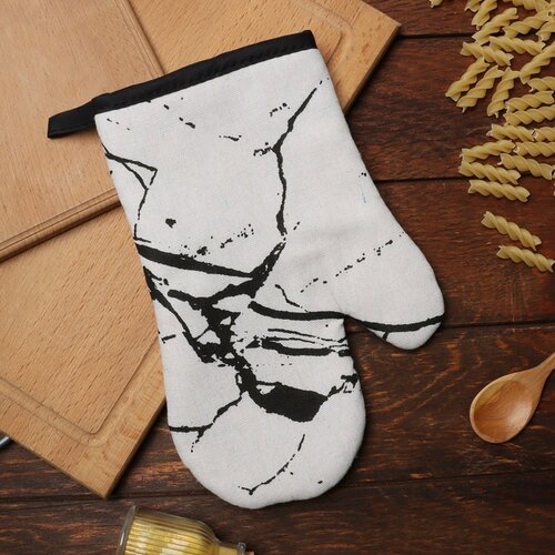 черный, белый, черный