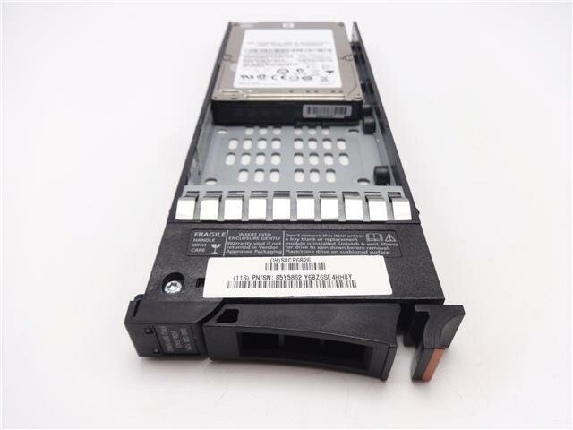 Жесткие диски IBM Жесткий диск IBM 2,5" 300GB SAS 10K 6Gb V7000 85Y5862