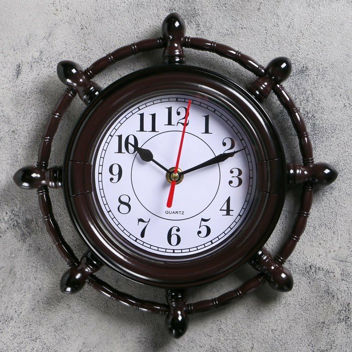 Подарки Настенные часы "Штурвал мореплавателя" (24 см)