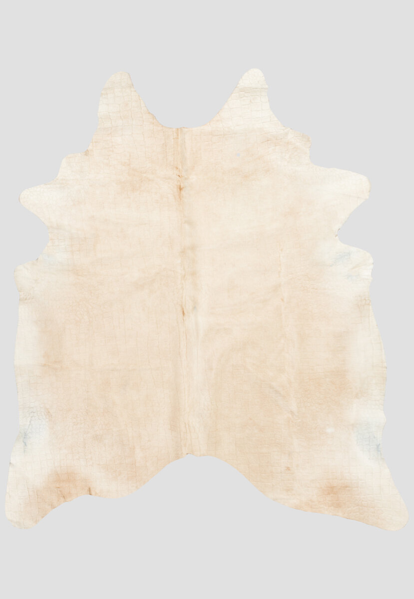 Натуральная шкура коровы 1,94 на 2,22 м бежевая Имитация аллигатора