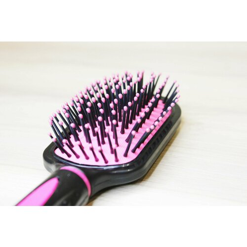 Расческа для волос массажная, распутывающая мокрые волосы Розовый 2