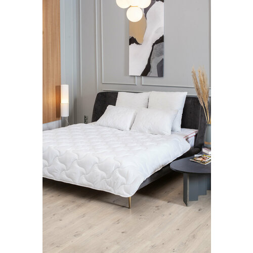 Одеяло Лебяжий пух 140*205, всесезонное, 1,5 спальное