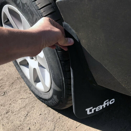 Комплект брызговиков 4 шт резина Renault Trafic 2001-2014 3300₽