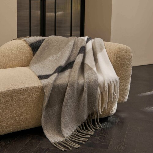 WПлед 150х170 см с бахромой акрил серый Клетка Hazel 2790₽