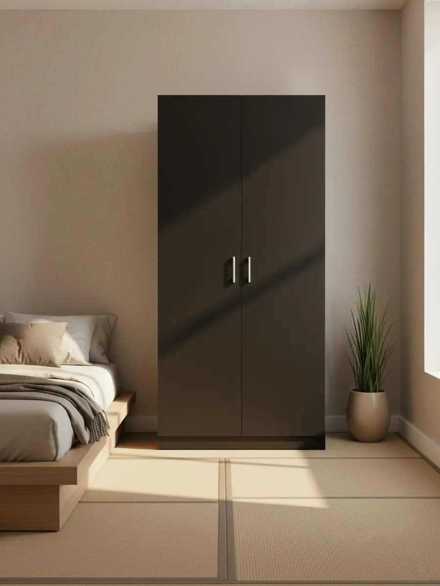 Угловой распашной шкаф в прихожей