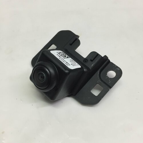 Камера переднего вида Renault 284F18141R Duster 2 Kaptur оригинал 2503100₽