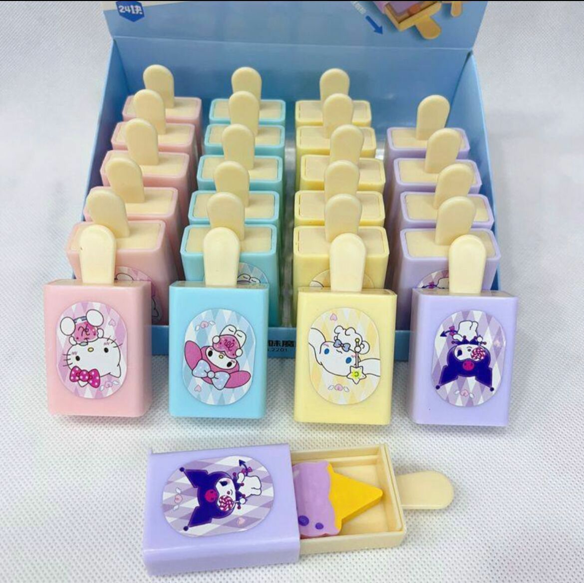 Ластик (в ассортименте) волшебная коробочка Magic Hello Kitty в виде мороженого с двойным дном