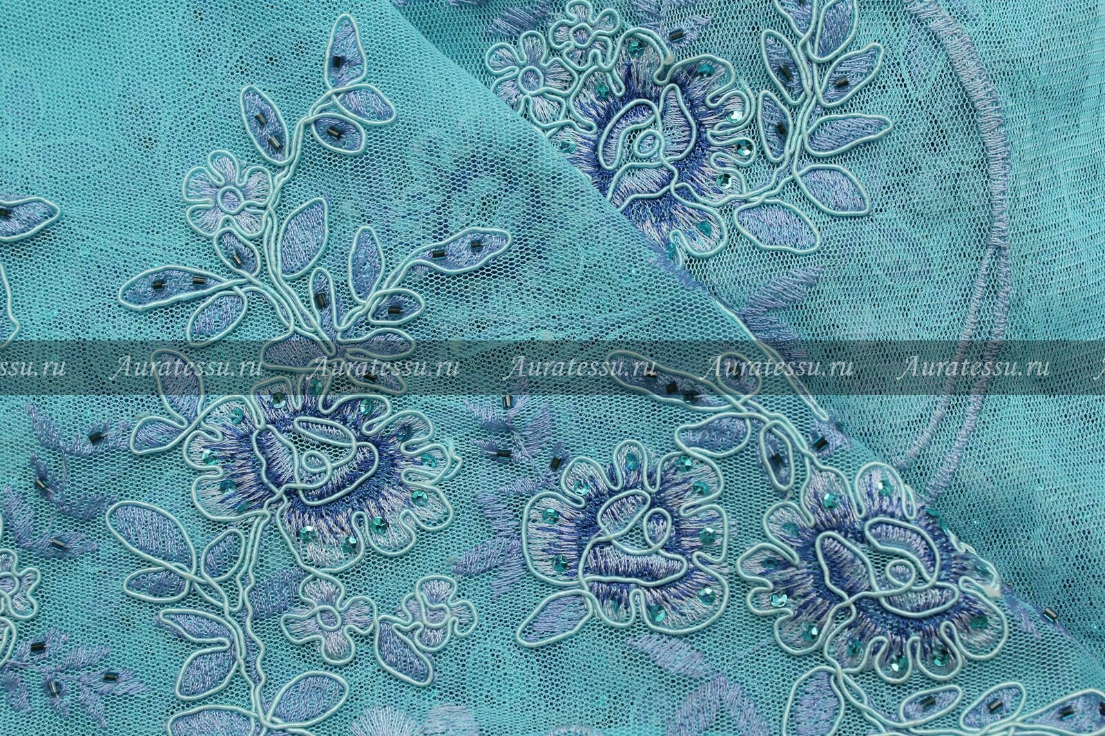 Ткань Кружево голубое с вышивкой, пайетками и бисером, ш127см, 0,5 м