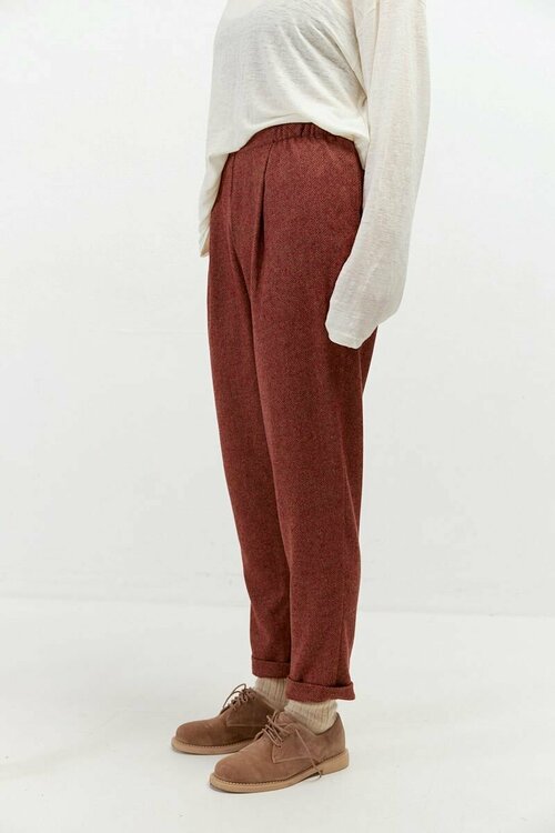 Брюки  УСТА К УСТАМ, демисезон/зима, полуприлегающий силуэт, повседневный стиль, пояс на резинке, карманы, размер 48, бордовый