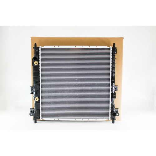 Радиатор основной охлаждения GRIFF TECH на SsangYong Actyon Kyron Актион Кайрон 2027дизель23бензин АКПП МКПП 2131031230 LRC 17130 17823₽