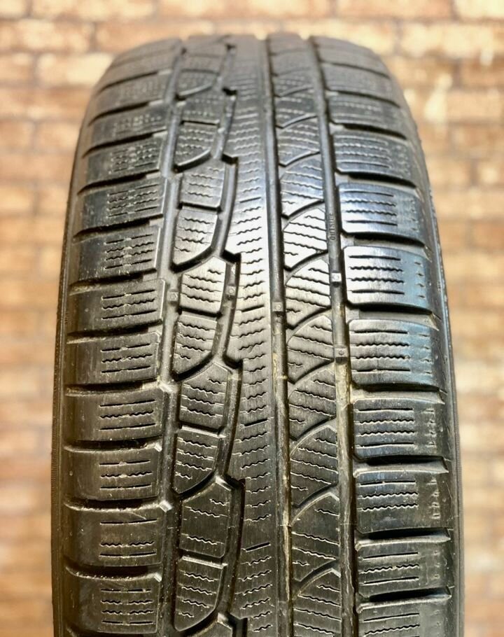 Nokian Tyres WR G2 SUV 235/65 R17