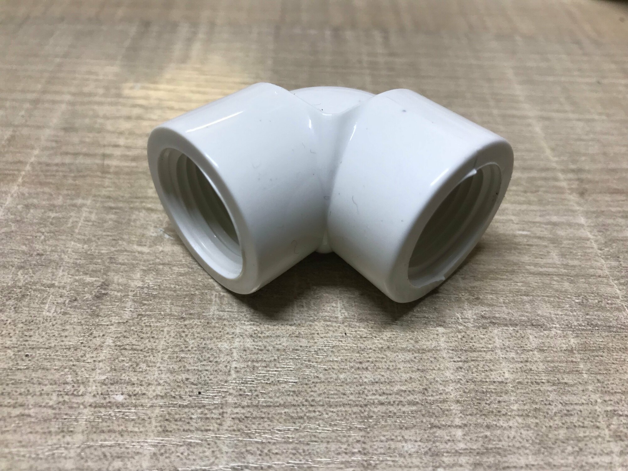 Коннектор угловой 1/2 х 1/2 PVC (EC0412) 5шт - фотография № 2