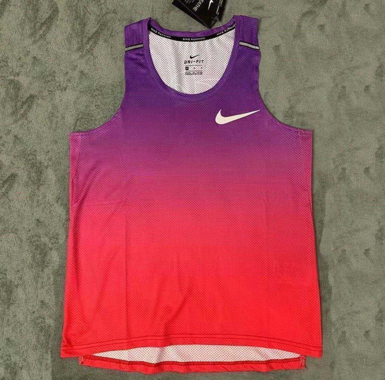 Майка спортивная NIKE