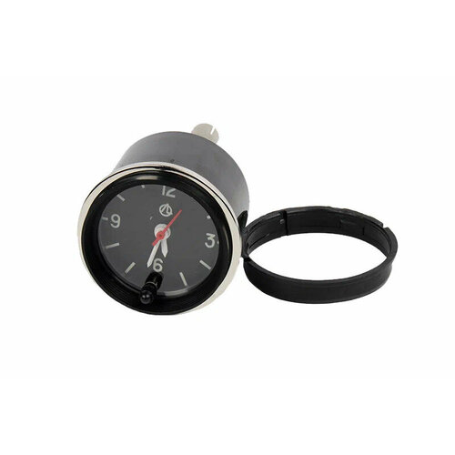 Часы автомобильные ВАЗ 1800₽