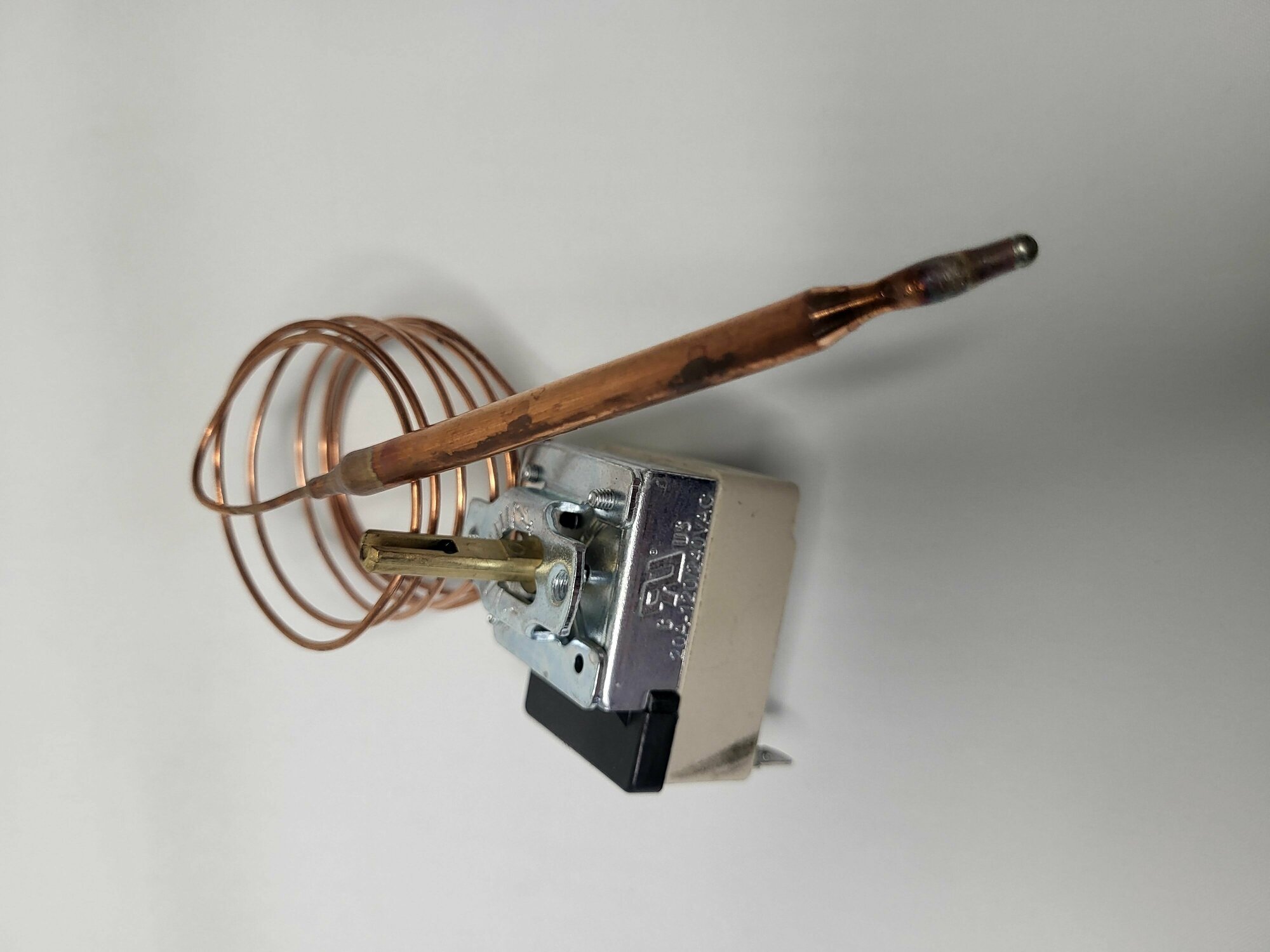 фото CAEM Терморегулятор капиллярный TU-V (30-65C) LP 5548 SP.ST COPPER CAP 900 для котлов, электрических радиаторов, печей.