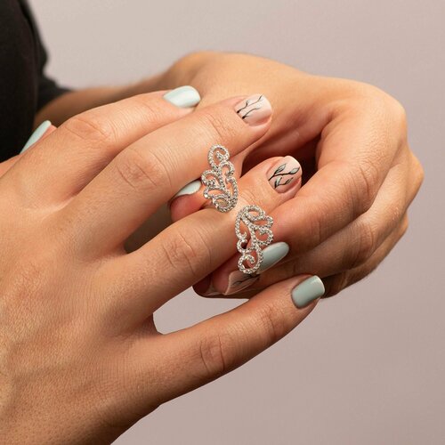 фото Кольцо сереброника, серебро, 925 проба, фианит, безразмерное, серебряный