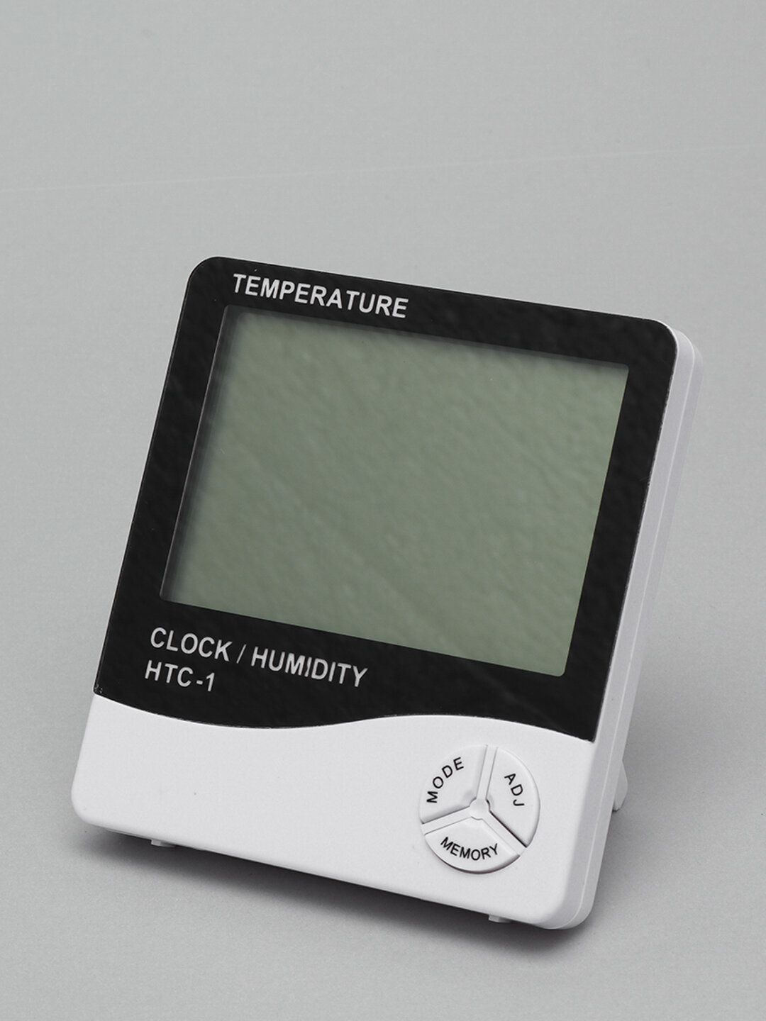 Часы-будильник метеостанция, термометр, гигрометр в одном устройстве. Измеритель влажности - фотография № 4