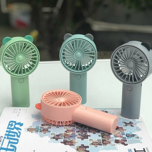Беспроводной портативный мини-вентилятор настольный с подставкой с ушками 84000₽