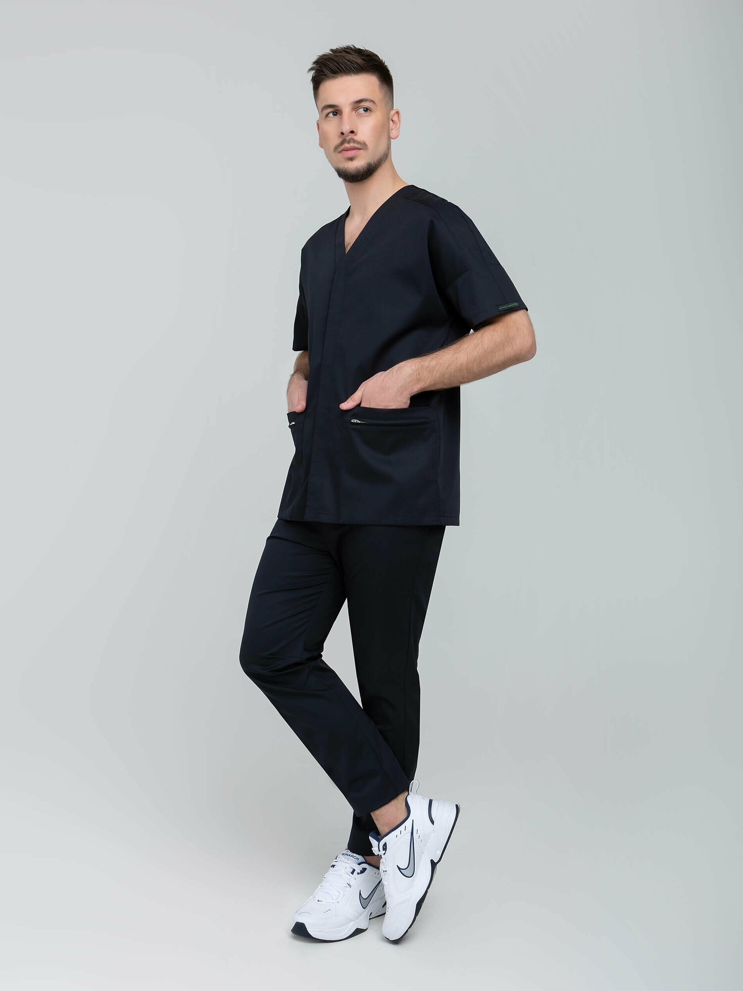 Блуза медицинская мужская Cameo 8-1435[k], цвет Черный уголь, размер 48, рост 176