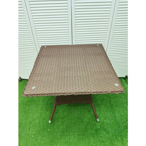 Стол на 4 персоны, алюминий, искусственный ротанг