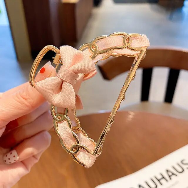 Заколка крабик для волос, метал золотой с розовой лентой и бантиком — фото 1