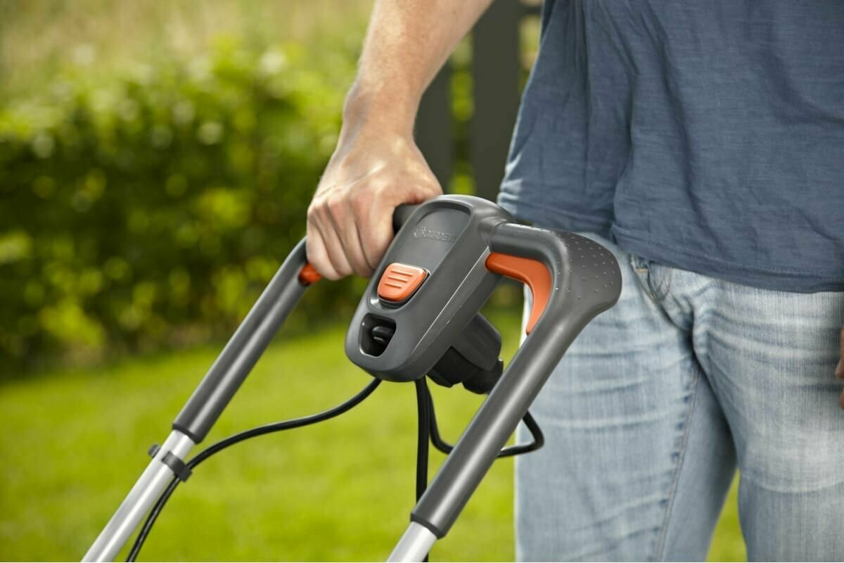 Газонокосилка электрическая Gardena PowerMax 1200/32 арт. 05032-20.000.00 — фото 1