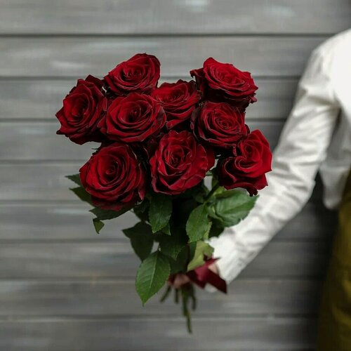 Изображение товара Монобукет Букет Маркет "9 красных роз", Эквадор, 40см, в пленке, под ленту