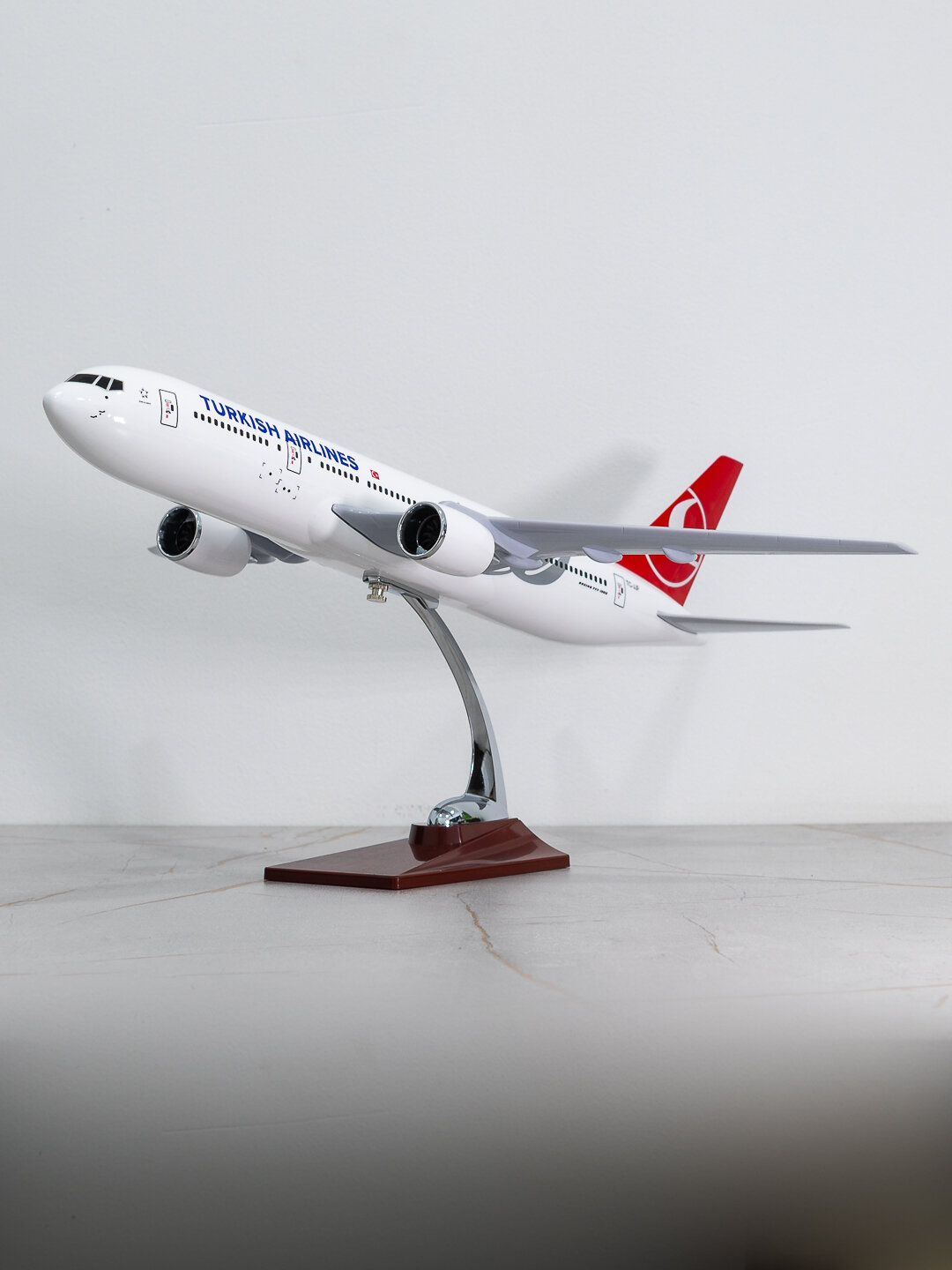 Модель самолёта Boeing 777, авиакомпания Turkish Airlines, 47 см, Металл+пластик