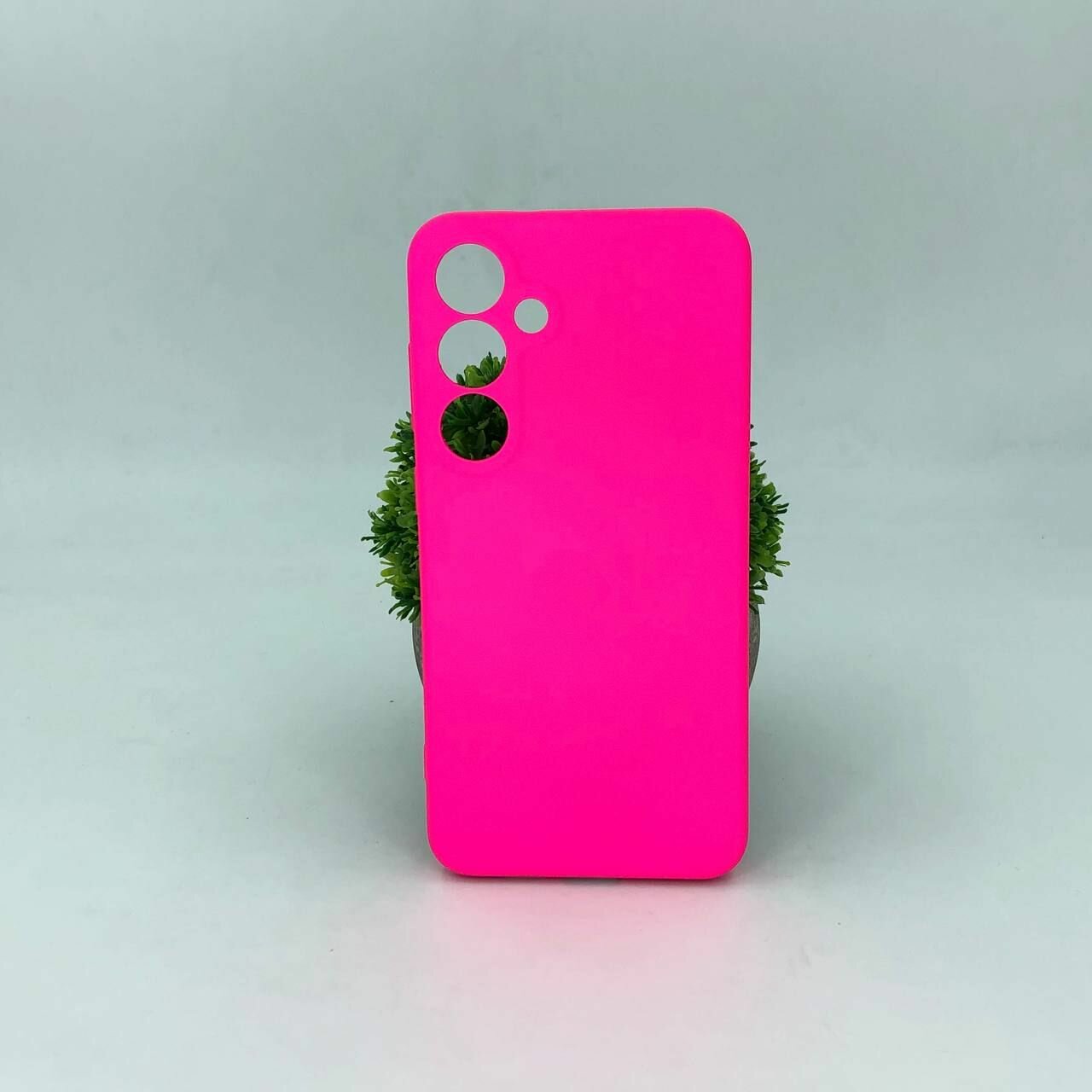 Galaxy S24 Plus плотный силиконовый чехол с Soft-touch покрытием / Самсунг Галакси С 24 Плюс, с защитой модуля камер
