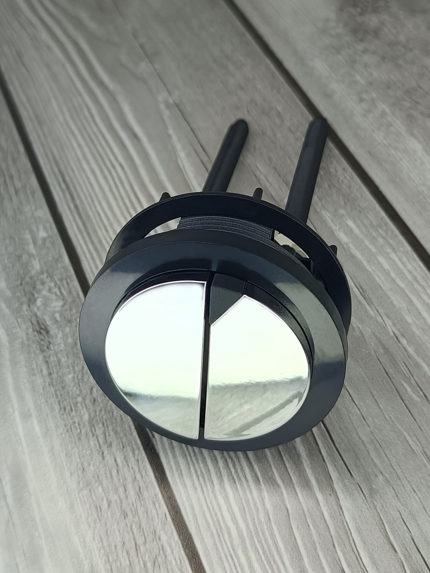 Кнопка для смыва унитаза — фото 1