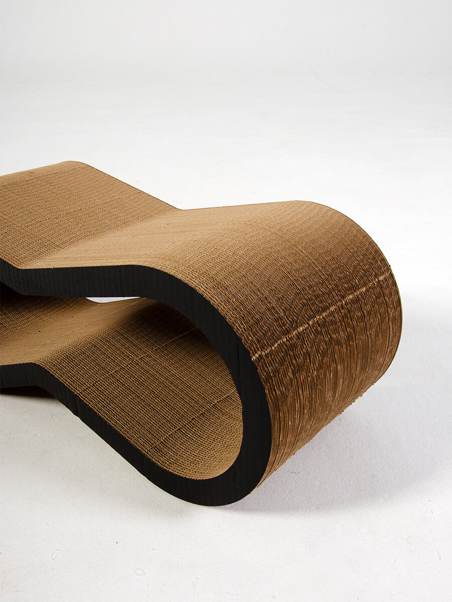 Когтеточка Samandcat, картонная, с полкой и угловой, 54 см х 20 см х 21 см — фото 1