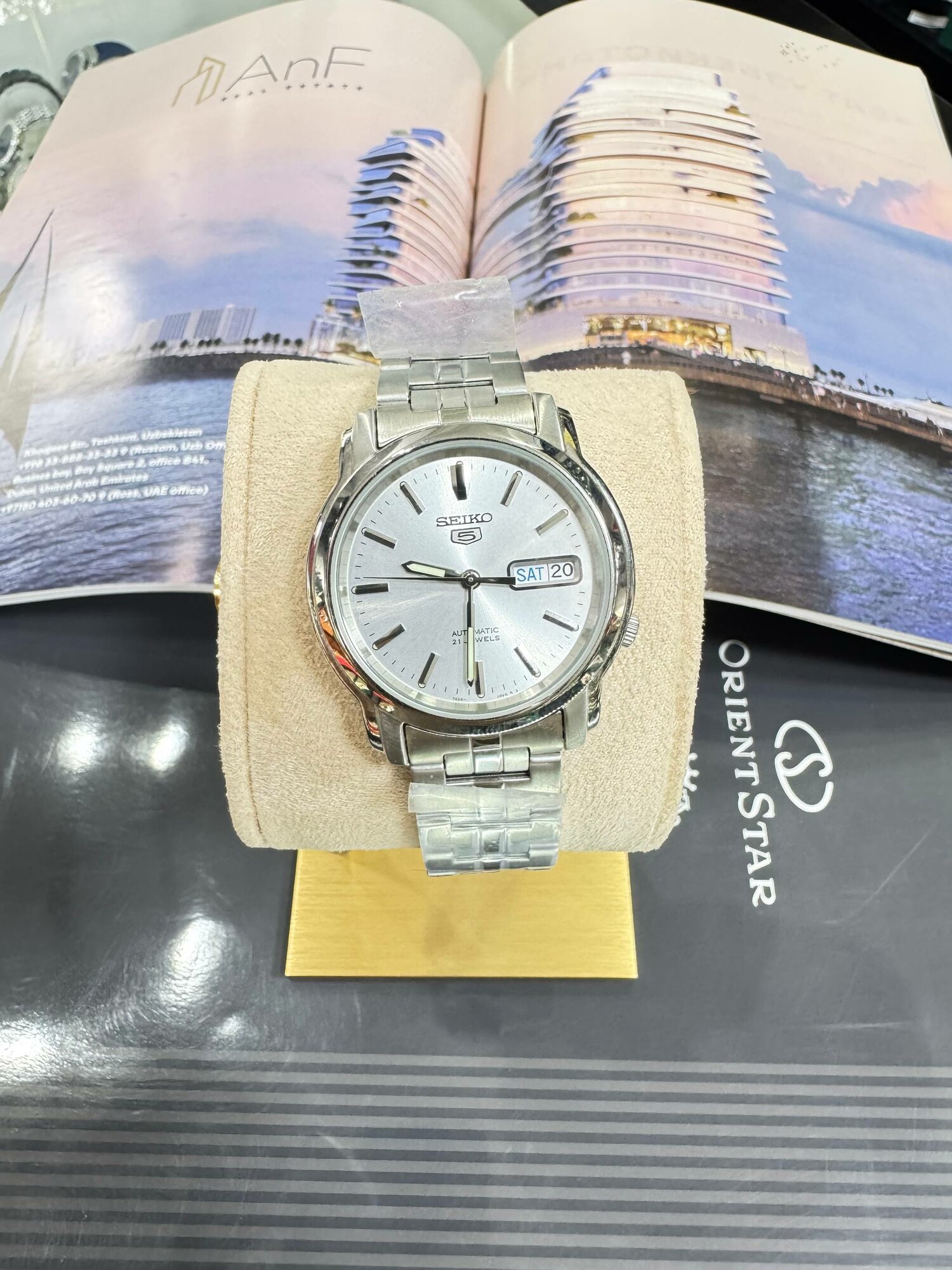 Наручные часы SEIKO, серебристый