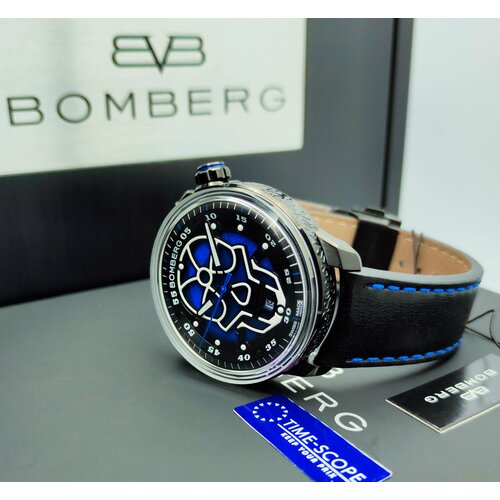 фото Наручные часы bomberg часы наручные мужские bomberg bb-01 automatic blue skull ct43apba.23-2.11. часы для мужчин производства швейцарии, синий, черный