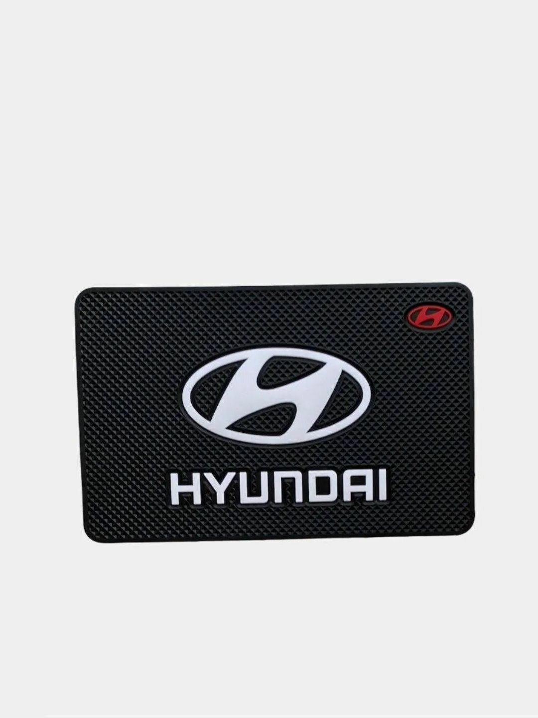 Коврик на панель автомобиля противоскользящий с логотипом HYUNDAI