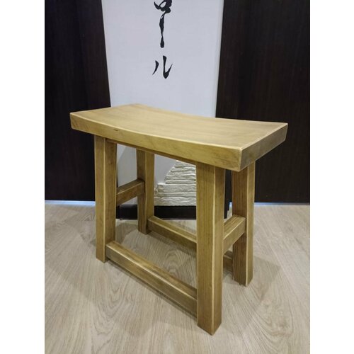 Табурет в восточном стиле массив сосны