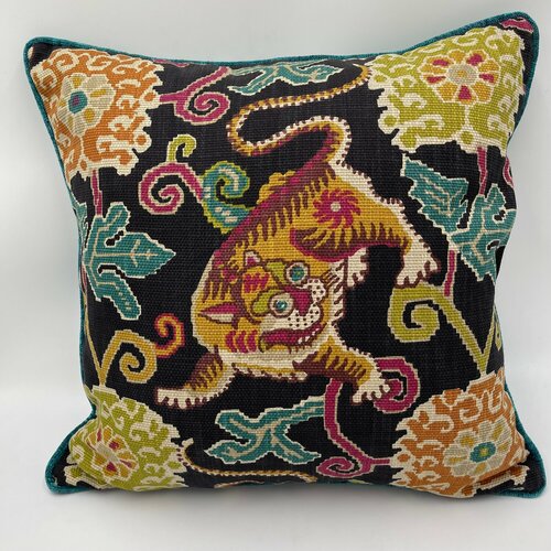 Декоративная подушка 
