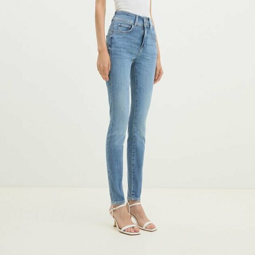 Джинсы скинни GUESS, размер W25/L31, синий, голубой