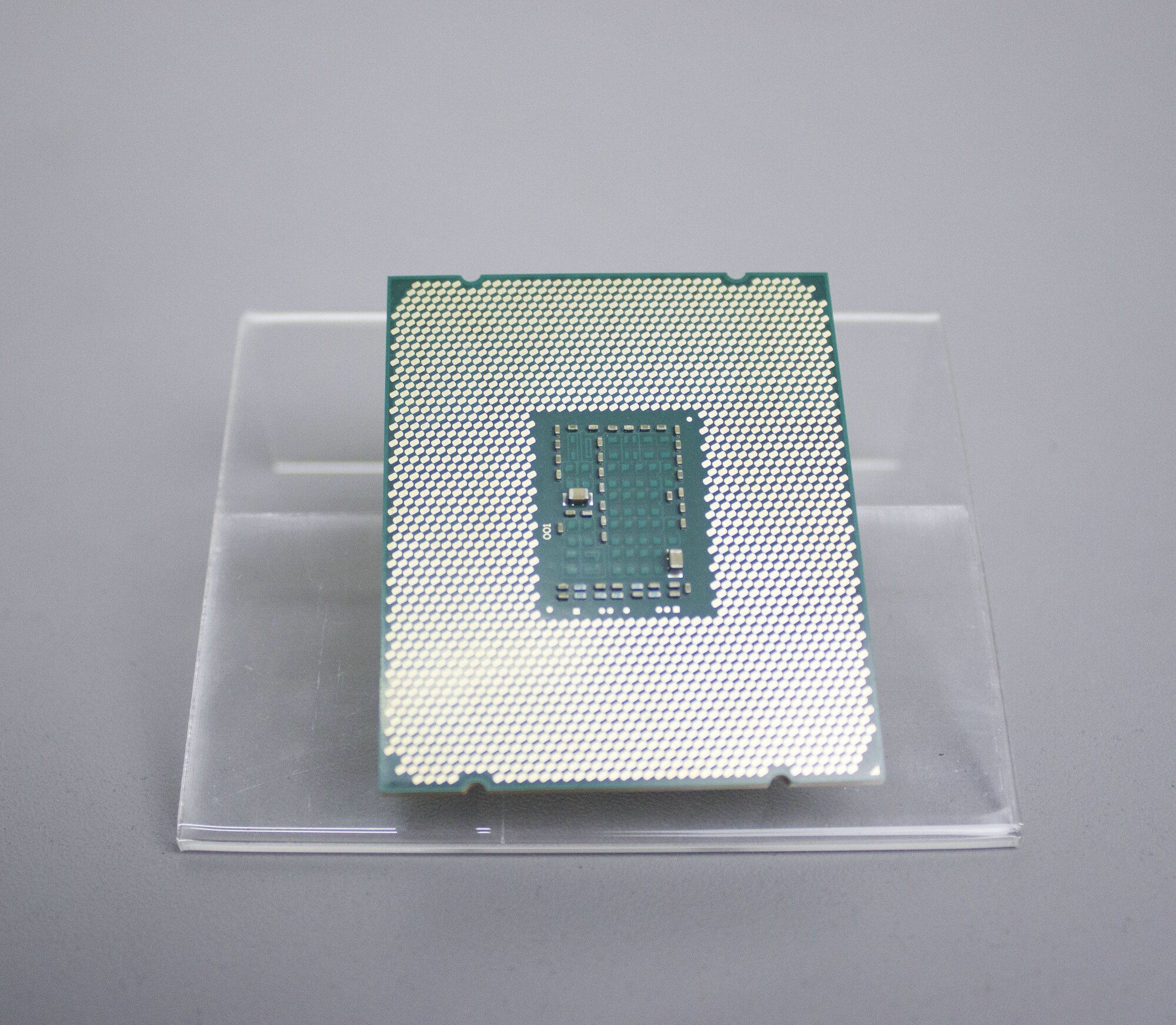 Процессор Intel Xeon E5 2666v3 OEM (без кулера) — фото 1