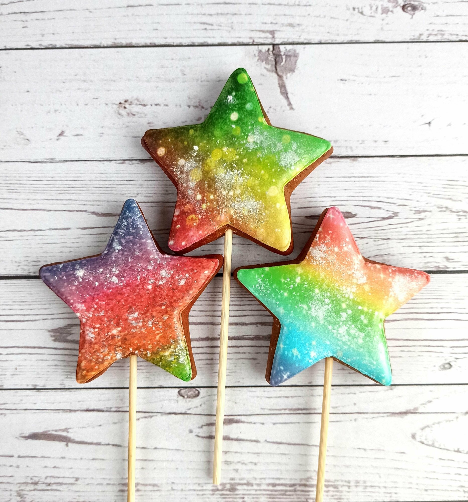 фото Звезды радужные, набор 3шт. Пряники имбирные марки "Кузовок радости"