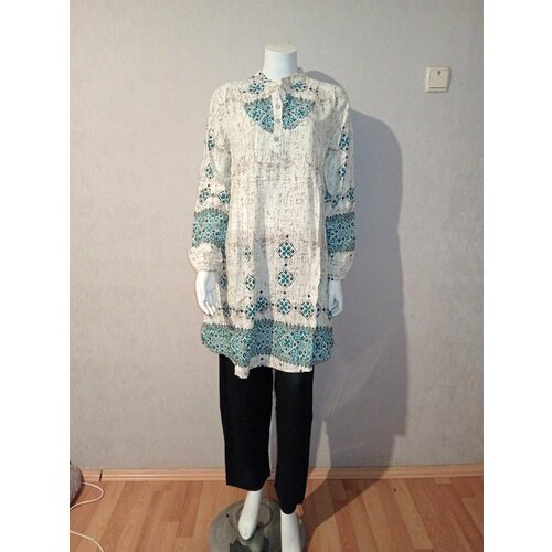 фото Костюм, размер 46, бежевый нет бренда