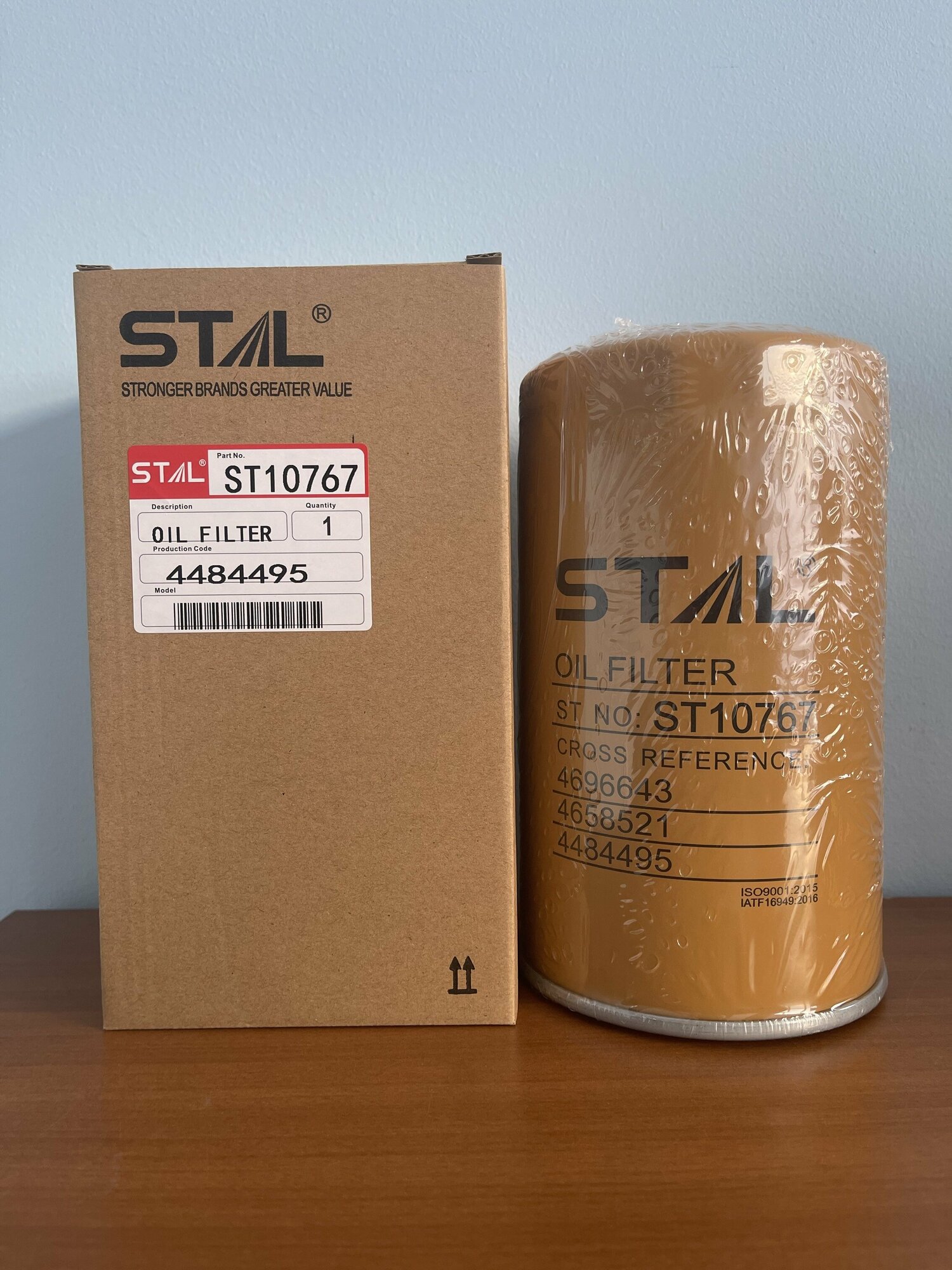 Фильтр масляный STAL ST10767 (P550596; LF16045; 4484495; 4696643; 4622562; 4658521) Hitachi John Deere JCB, New Holland Case Sany, Sunward XCMG XGMA