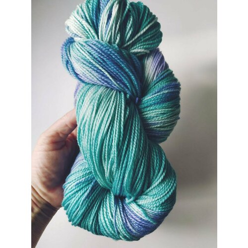 Шелковистая пряжа MERINO SUPERWASH ручного окрашивания