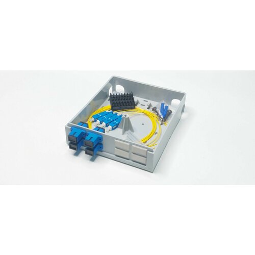 Настенный кросс пластик укомплектованный КРН-4микро портов SCUPC 1140₽