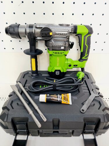 Изображение товара Перфоратор ProCraft BH1800, SDS-Plus, 1,5 кВт, в кейсе, с бурами