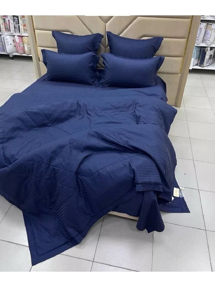 фото Комплект постельного белья с готовым одеялом