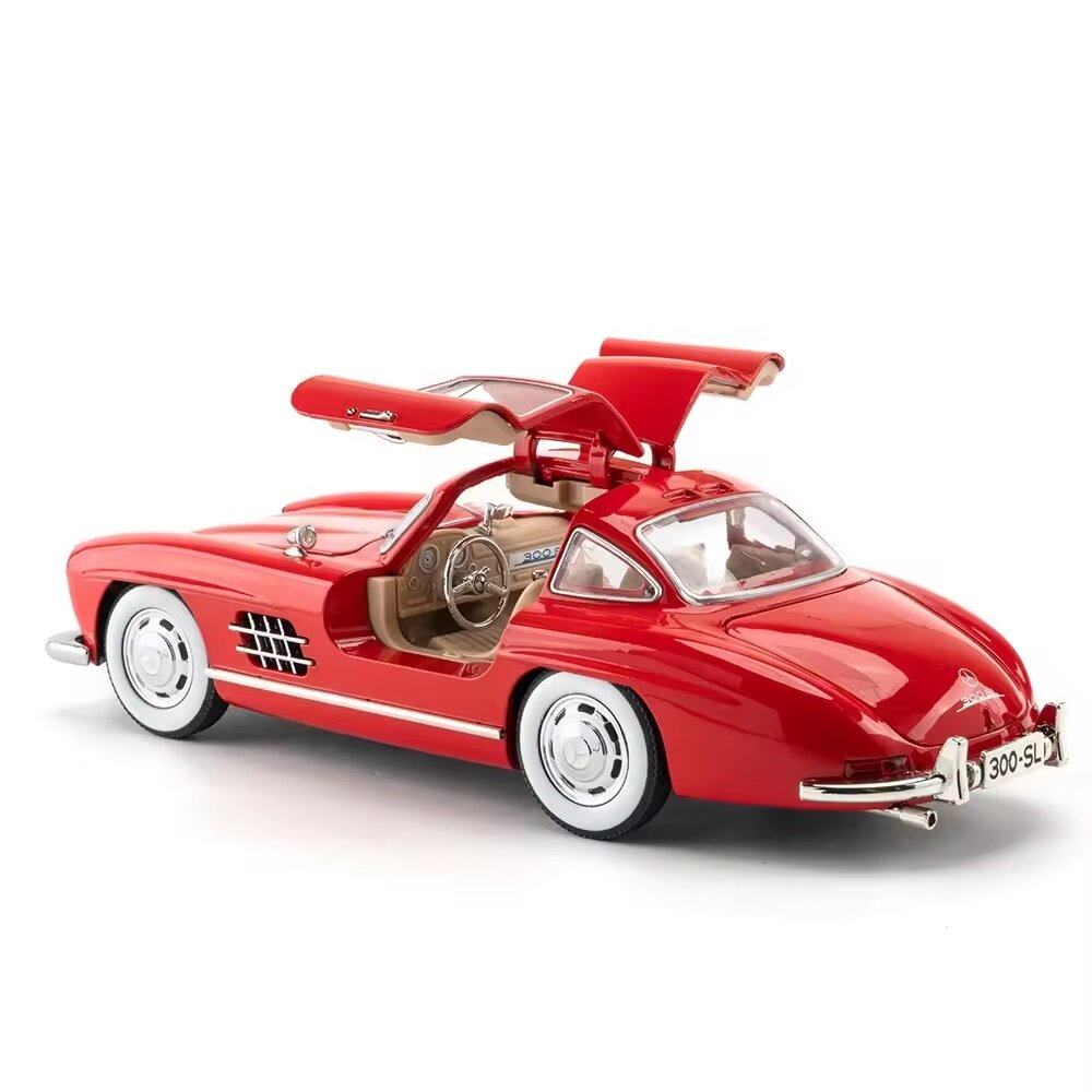 Модель автомобиля металлическая Mercedes Benz 300SL с дымом 1:24 1900-380P (Цвет: Красный)