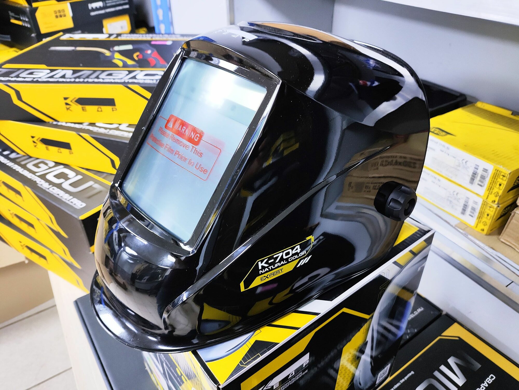 фото Профессиональная маска сварщика кедр К-704 EХPERT natural color, окно 98х87мм, 4 датчика, арт: 8024146