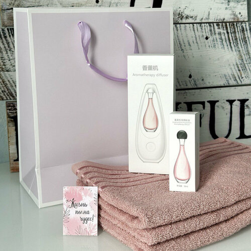 Подарочный набор AlmaHome с махровым банным полотенцем и диффузором Розовый