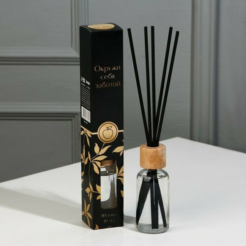 Аромадиффузор Окружи себя заботой аромат яблоко 30 мл 598₽